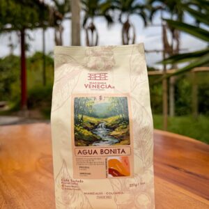 Agua bonita (Lavado)